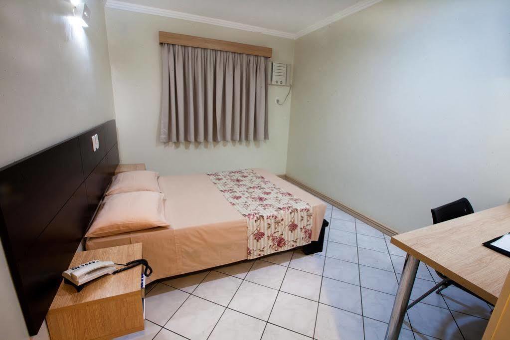 Caiuá Express Hotel 2*